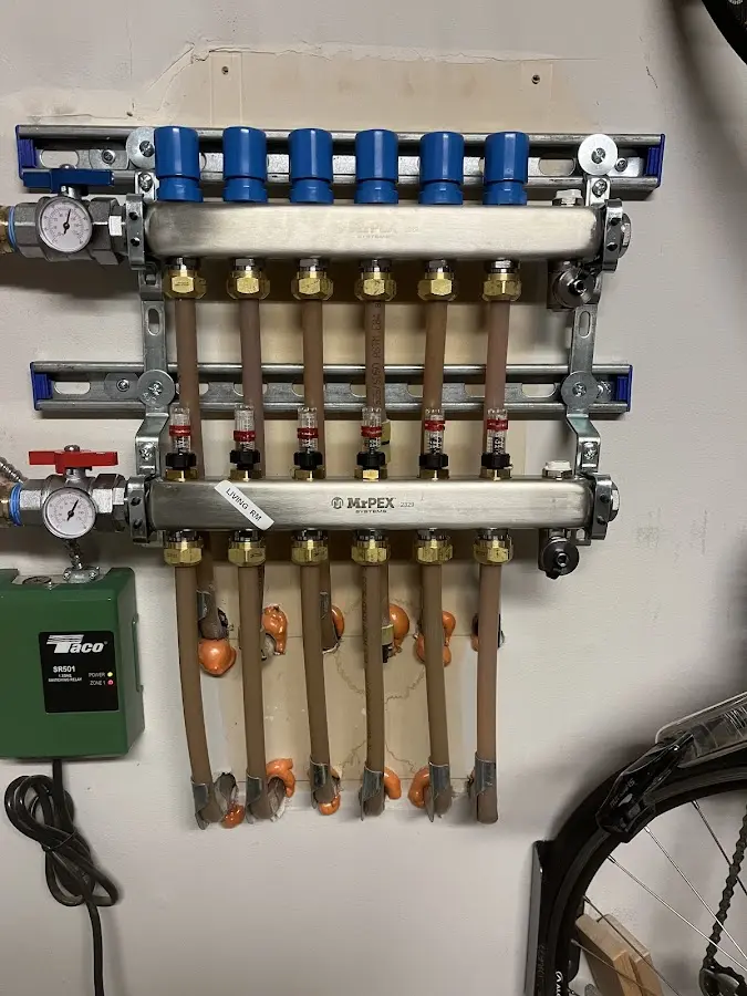 Plumber performing Gas Leak Detection at a residential property in Middletown